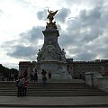 Buckingham Palace i Victoria Memorial