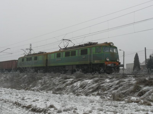 ET41-157 ze składem węglarek zmierza w kierunku Bielszowic.