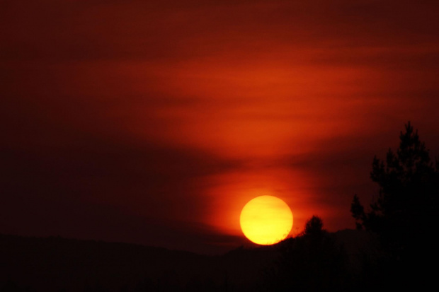 #ZachódSłońca #zachód #słońce #slonce #zachod #widok #niebo #swiatlo #bieszczady #lesko #góry