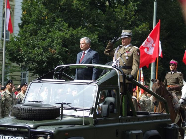 #Prezydent #Kaczyński #LechKaczyński #ŚwiętoWojskaPolskiego #wojsko #uroczystość