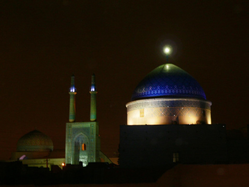 Yazd - widok na Jame Kabir Mosque w nocy