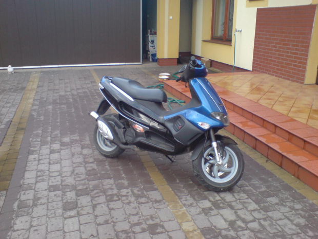 gilera runner