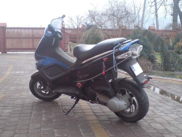 gilera runner