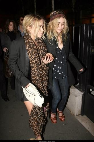 MK and Ash leaving Fendi Store party in Paris-paparazzi marzec 2008