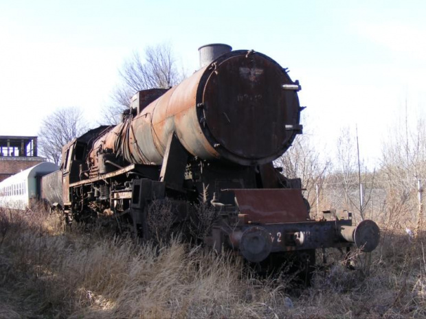 23.02.2008 Muzeum przemysłu i kolejnictwa na Śląsku Wrak Ty2-18