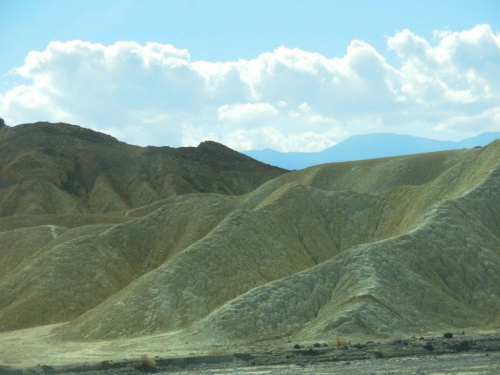 skały usytuowane w Dolinie Śmierci