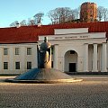Wilno.Wieza Giedymina pomnik Giedymina i Litewskie Muzeum Narodowe. #Wilno