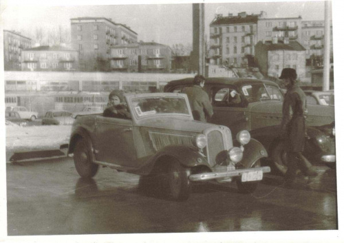 Pierwszy Lubelski Zlot Starych Samochodów - wczesne lata 70-te.