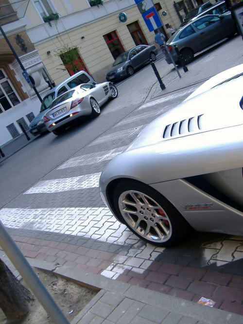 Dodge Viper SRT-10