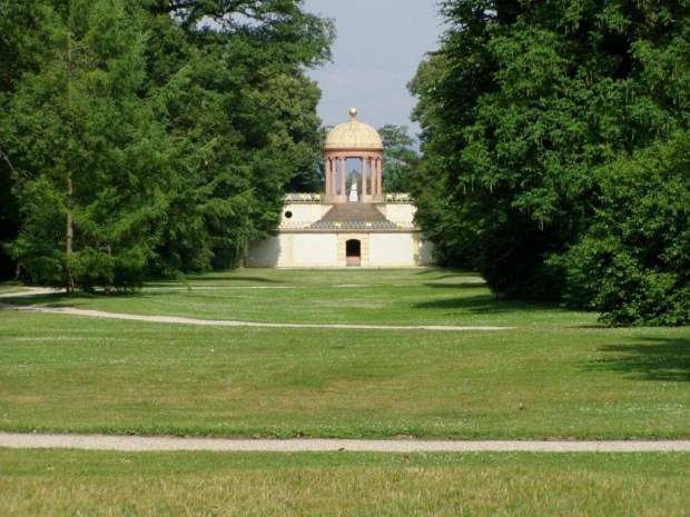 Zespół ogrodowo-pałacowy w Ludwigsburgu