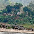 przejażdżka łódką po Mekongu na północ od Luang Prabang