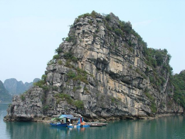 Zatoka Ha Long na północy Wietnamu