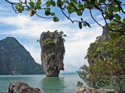 "wyspa Jamesa Bonda", Zatoka Phang Nga