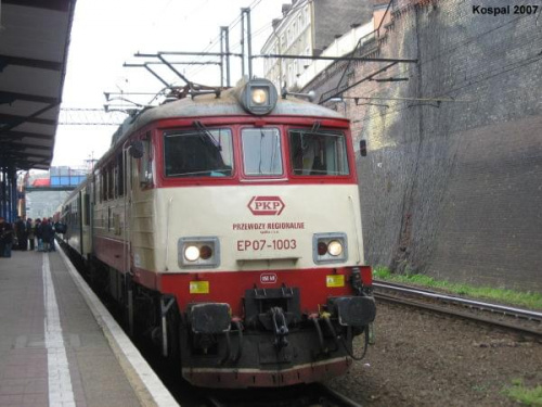 28.10.2007 (Szczecin Główny) EP07-1003 (PKP PR) z pociągiem pośpiesznym z Wrocławia Gł.