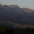 ...o wschodzie; widok na Wysokie Tatry z Gliczarowa #góry #mountain #Tatry #Wysokie