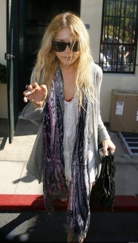 MK shopping at the Tracy Ross clothing store in West Hollywood-paparazzi październik 2007