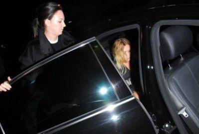 MK and Ash leaving the Jenni Kayne Store Opening-paparazzi październik 2007