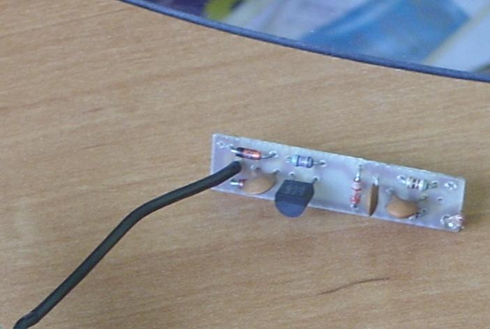 Wzmacniacz antenowy. Jak to podłączyć?