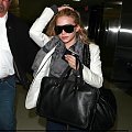 Ashley at LAX-paparazzi maj 2008