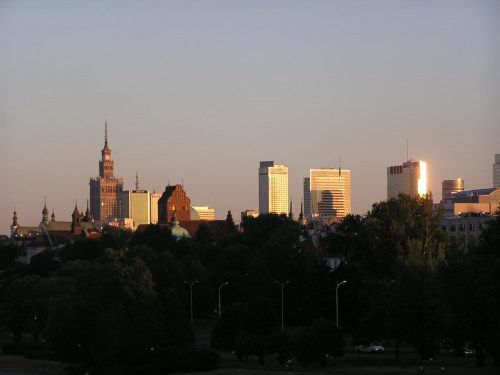 Warszawski Manhattan w objęciach słońca #panorama #centrum #Warszawa