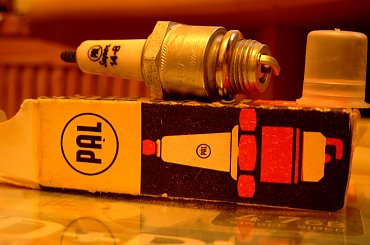 Świeca PAL14 - 8 MADE IN CZECHOSLOVAKIA Oryginalna nigdy nie używana simson S51 s50 SR50 S70 rzt romet jawa ogar 200 mustang #simson #S51 #s50 #SR50 #S70 #rzt #romet #jawa #ogar #mustang