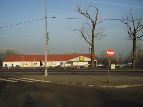 TOMASZÓW MAZOWIECKI - supermarket Lidl #zakupy #TomaszówMazowiecki #Lidl #supermarket #Łódzkie