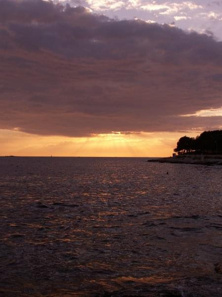 Zachody słońca nad Adriatykiem #ZachódSłońca #morze #słońce #niebo #chmury