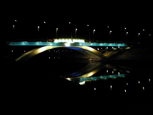 most nocą #most #zamkowy #MostZamkowy #noc #nocne #oświetlenie #OświetloneMosty