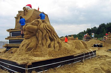 RZEŻBY W PIASKU
WIELCY GDAŃSZCZANIE #RzeżbyWPiasku #Gdańsk