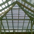 Czerwiec 2008 - Dach - prace dekarskie w toku - membrana dachowa od środka