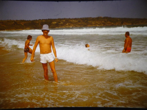 To zdjęcie kończy kolejną kolekcje slajdów odgrzebaną z domowego archiwum które stanowi żródło prawie niewyczerpane . Na zdjęciu najwspanialsza z bułgarskich plaż Kavacite i bbdelta 1978