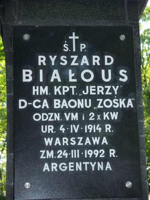 Na grobach Bohaterów. Dla niektórych tylko symbolicznych... #wakacje #urlop #podróże #zwiedzanie #Polska #Warszawa #Powązki
