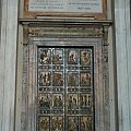 Bazylika Św. Piotra - Drzwi Filaretego, pochodzą z pierwszej bazyliki #Watykan