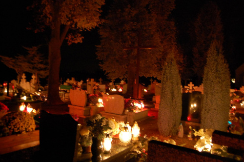 Wszystkich Świętych- cmentarz w Pątnowie Legnickim 1.11.2008