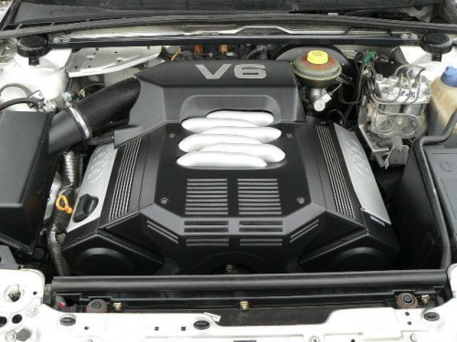 silniczek 2.6 V6