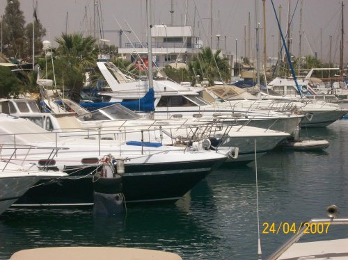 Port marina w Larnace