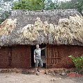 Chichen-Itza -chatka Majow (apropos- Meksykanie w dzungli nadal w takich mieszkaja)