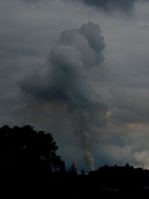 Wall cloud z tornadem!!!