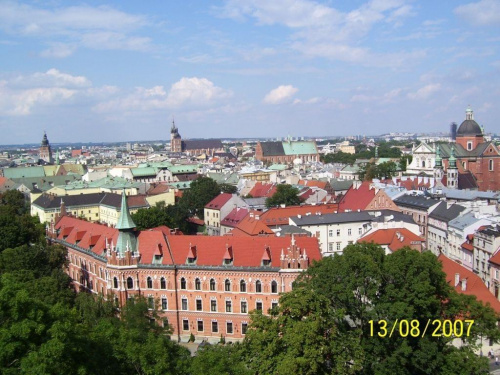 #Wawel #Kraków #Zabytki #Sukiennice #Rodzina #Rynek #Hejnał #KościółMariacki #Wieża #Smok #Pomnik