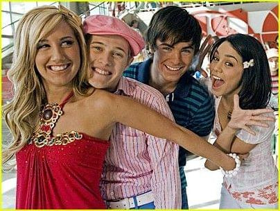 #HighSchoolMusical2