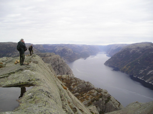 Norwegia, Preikestolen copyright(c)jarekmadlewski2007