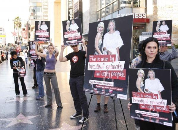 PETAs protest against Mary-Kate and Ashley