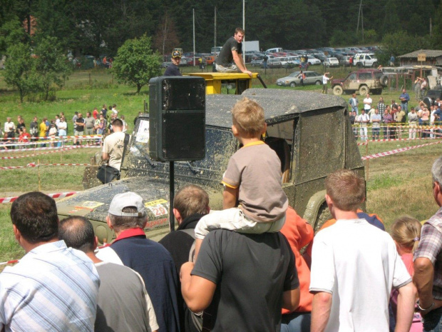 Zdjęcia ze zlotu w czarnorzekach który sie odbyl na wakacjach ...
(na fotkach pokazany drugi dzień rywalizacji) #ZLOT4x4CzarnorzekiKorczyna