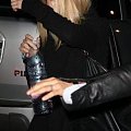 Ashley leaving Neil George Hair Salon-paparazzi grudzień 2007