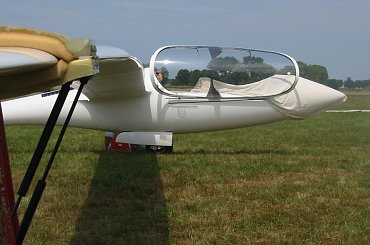 przygotowania do startu - szybowcowe MŚ w Lesznie 2003 #szybowiec #samolot #lotnisko #sport #szybowce #aeroklub #leszno #mistrzostwa #lotnictwo #latanie